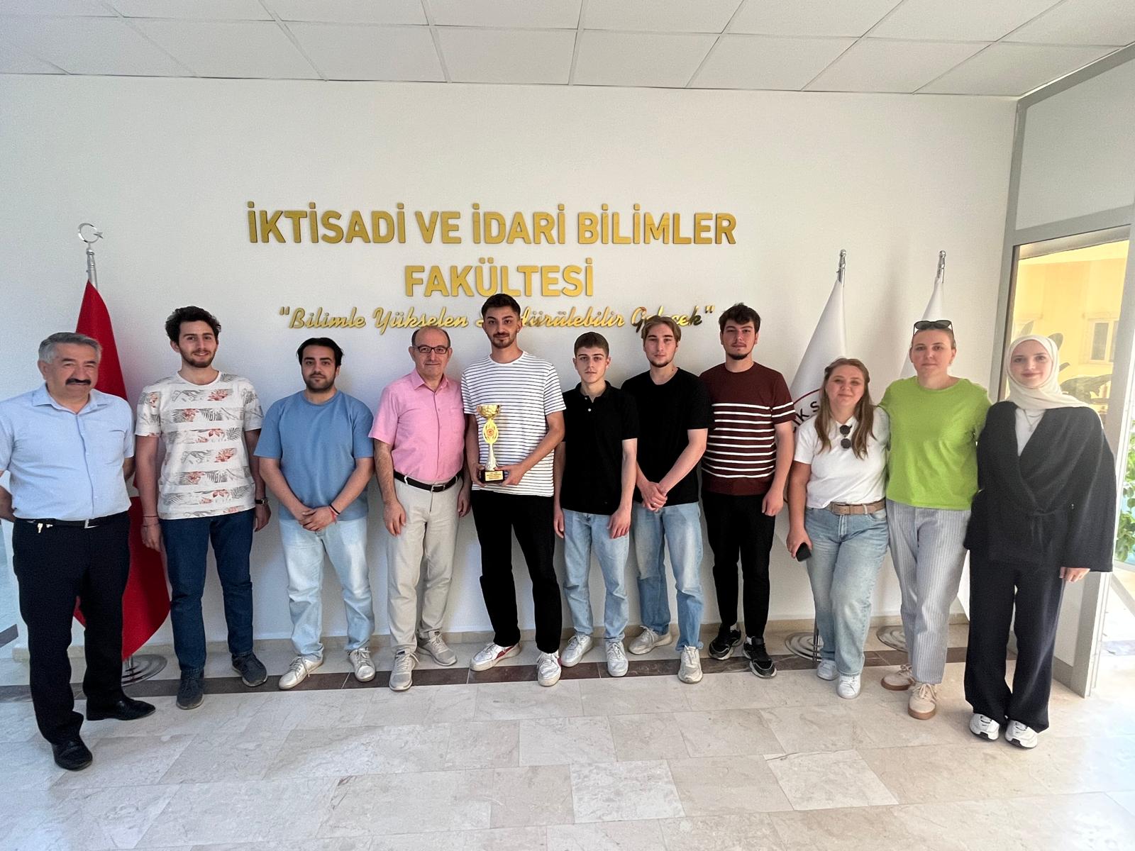 2025 Yılı Bahar Spor Turnuvalarında Fakültemiz Erkek Voleybol Takımı Şampiyon